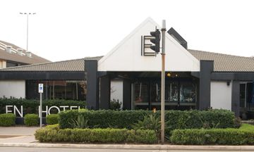 Ellen Hotel