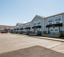 Amsterdam Inn & Suites Exterior