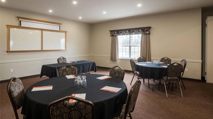 Amsterdam Inn & Suites Meeting