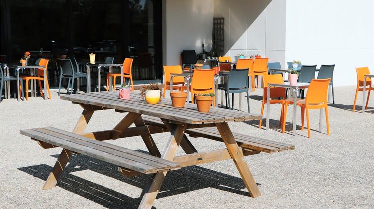 Hotel First Inn Blois Exterior