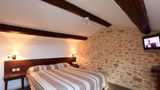 Domaine les Mejeonnes Room
