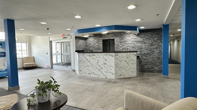 Best Western Red River Lodge Fargo ND Lobby