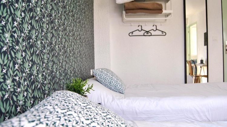 Thurot Hotel Room