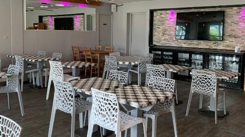 <b>Fasthotel Orleans Sud Parc Expo Restaurant</b>. Images powered by <a href="https://iceportal.shijigroup.com/" title="IcePortal" target="_blank">IcePortal</a>.