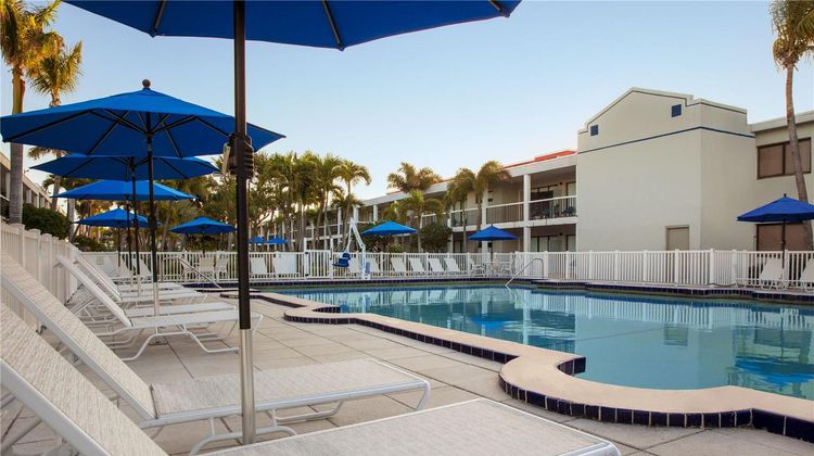 Beachcomber Beach Resort & Hotel Pool