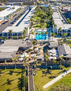 Beachcomber Beach Resort & Hotel
