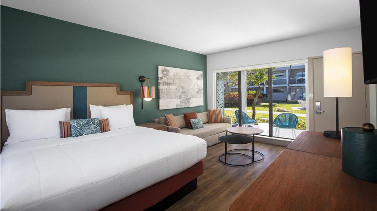Beachcomber Beach Resort & Hotel Room