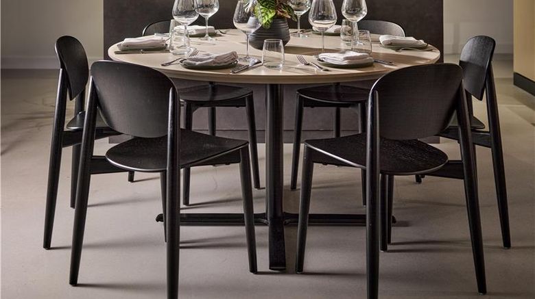 <b>One Washington Circle Dc, Tapestry Coll Restaurant</b>. Images powered by <a href="https://iceportal.shijigroup.com/" title="IcePortal" target="_blank">IcePortal</a>.