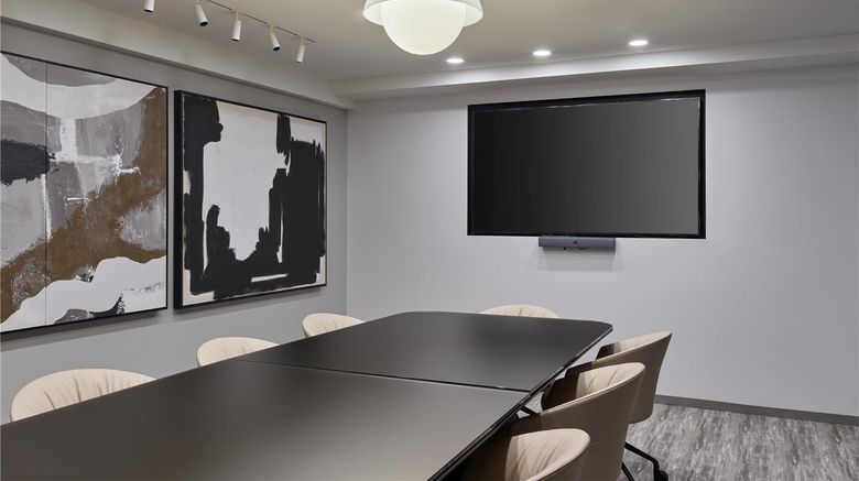 <b>One Washington Circle Dc, Tapestry Coll Meeting</b>. Images powered by <a href="https://iceportal.shijigroup.com/" title="IcePortal" target="_blank">IcePortal</a>.