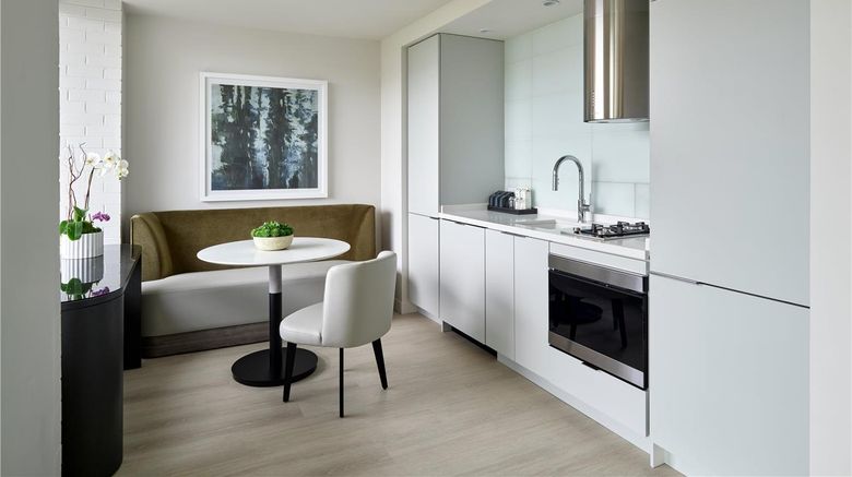 <b>One Washington Circle Dc, Tapestry Coll Other</b>. Images powered by <a href="https://iceportal.shijigroup.com/" title="IcePortal" target="_blank">IcePortal</a>.