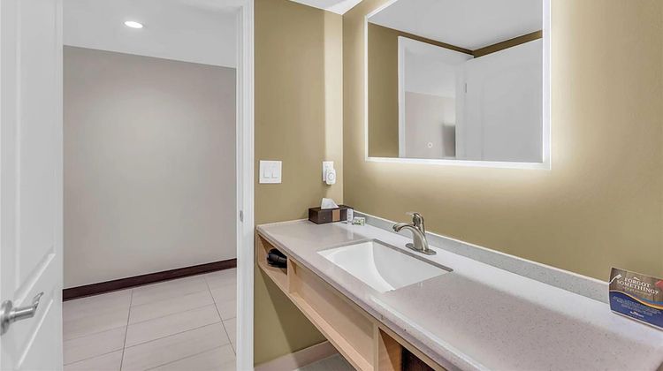 KC Inn Room