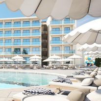Jacaranda Hotel Apartments