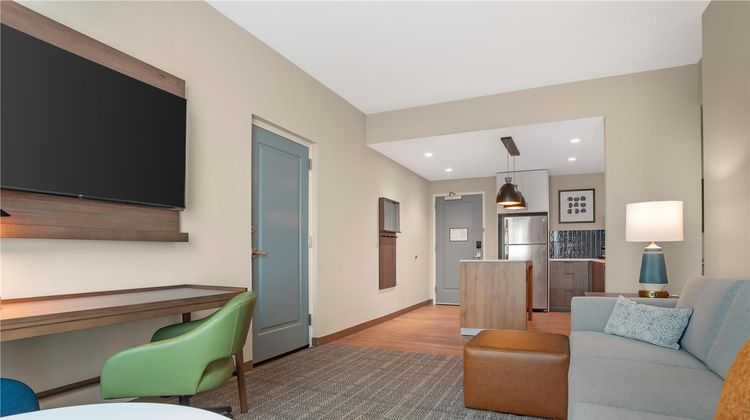 Drury Inn & Suites Destin Miramar Beach Room