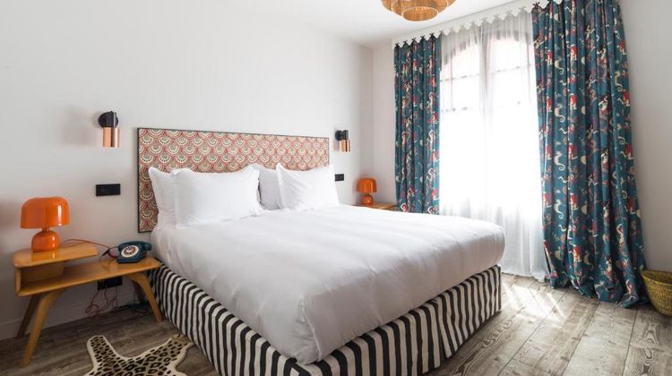 La Guitoune Room
