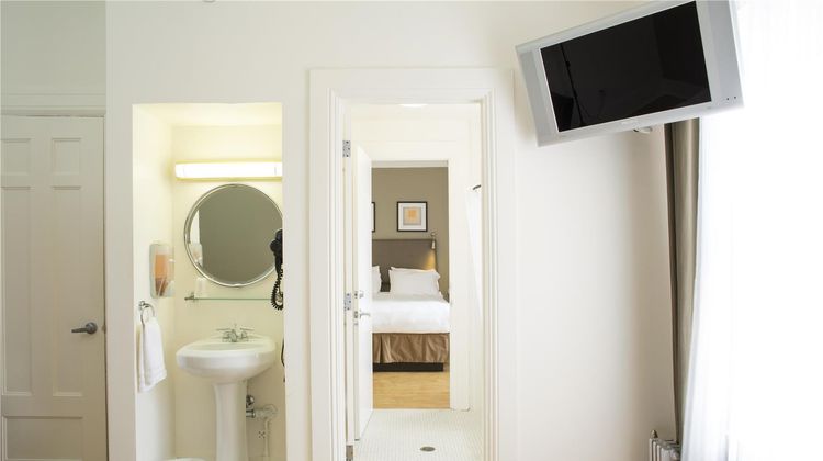 The Herbert Hotel Suite