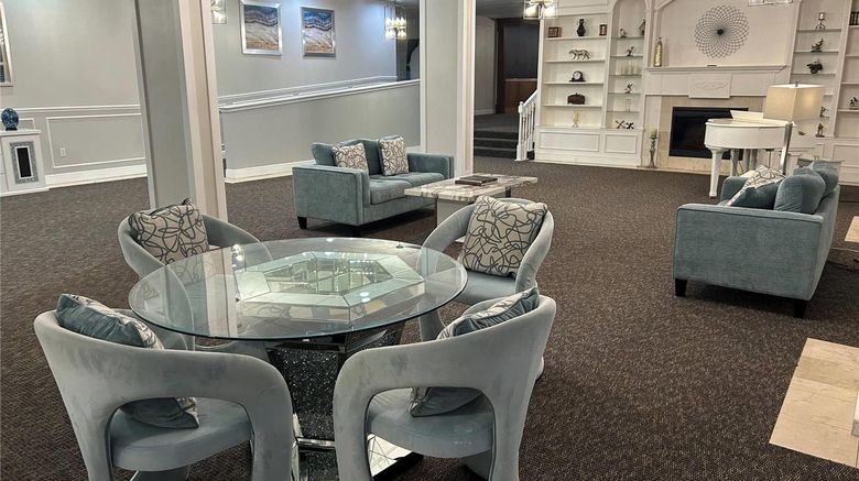 <b>The View Hotel, Trademark Collection Lobby</b>. Images powered by <a href="https://iceportal.shijigroup.com/" title="IcePortal" target="_blank">IcePortal</a>.