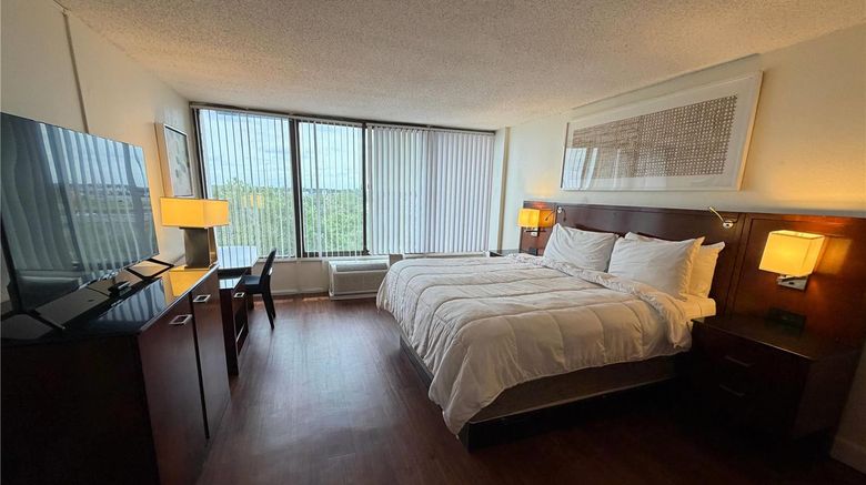 <b>The View Hotel, Trademark Collection Room</b>. Images powered by <a href="https://iceportal.shijigroup.com/" title="IcePortal" target="_blank">IcePortal</a>.