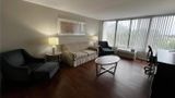 <b>The View Hotel, Trademark Collection Room</b>. Images powered by <a href="https://iceportal.shijigroup.com/" title="IcePortal" target="_blank">IcePortal</a>.