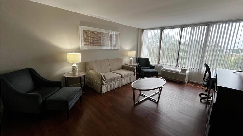 <b>The View Hotel, Trademark Collection Room</b>. Images powered by <a href="https://iceportal.shijigroup.com/" title="IcePortal" target="_blank">IcePortal</a>.