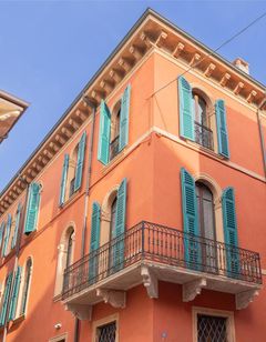 The Gentleman of Verona-Grand Relais