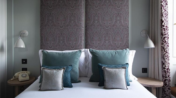 Cheval Abbey Strand Apartments-Holyrood Suite