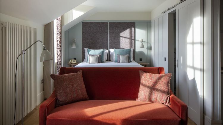 Cheval Abbey Strand Apartments-Holyrood Suite