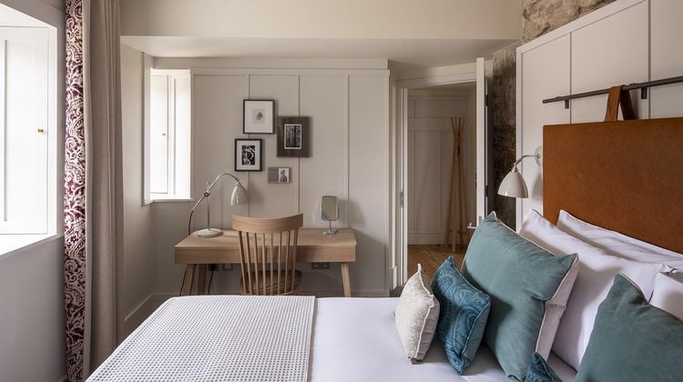 Cheval Abbey Strand Apartments-Holyrood Suite