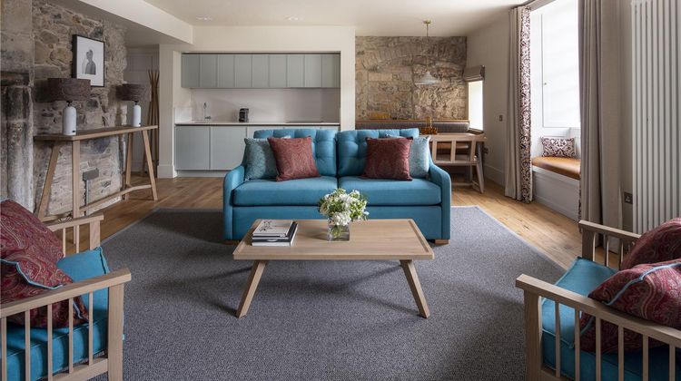 Cheval Abbey Strand Apartments-Holyrood Suite