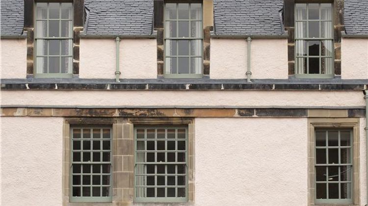 Cheval Abbey Strand Apartments-Holyrood Exterior