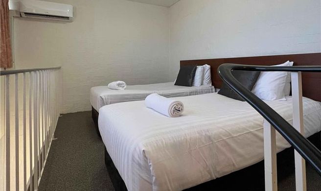 Atrium Hotel Mandurah Room