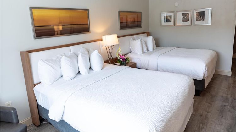 Iris Hotel Cape Cod Room