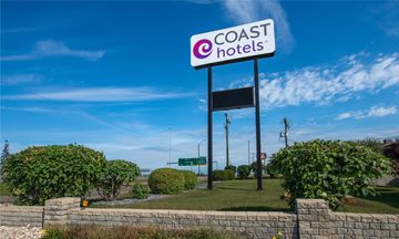 Coast Red Deer Hotel
