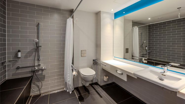 Premier Inn Goettingen Room
