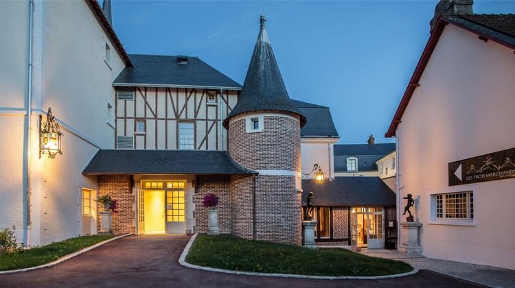 Relais des Trois Chateaux Exterior