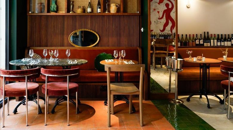 <b>Kraft Hotel Restaurant</b>. Images powered by <a href="https://iceportal.shijigroup.com/" title="IcePortal" target="_blank">IcePortal</a>.