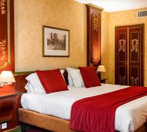 Villa Beaumarchais Room