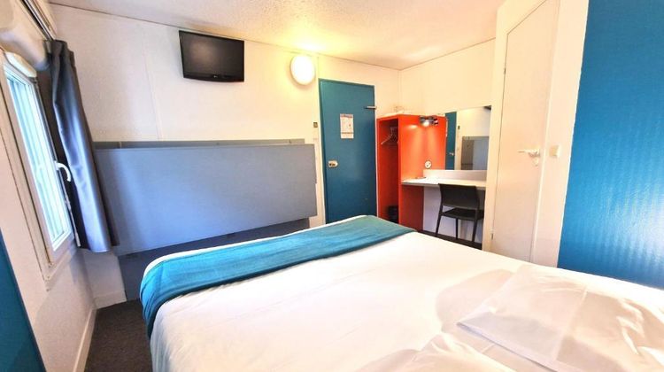 Fasthotel Bordeaux Artigues Room