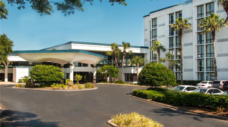 Wyndham Jacksonville Hotel and Conf Ctr Exterior