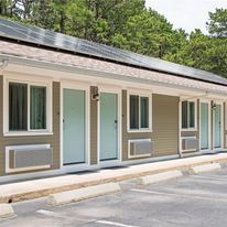 Wellfleet Motel & Lodge