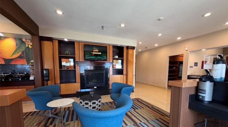SureStay by Best Western Bismarck Lobby