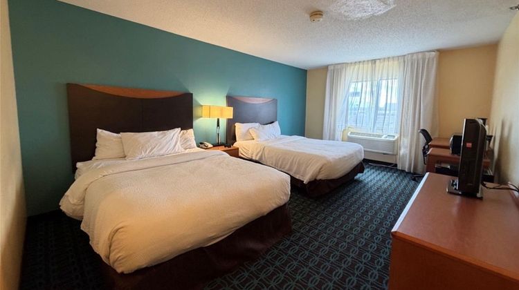 SureStay by Best Western Bismarck Room