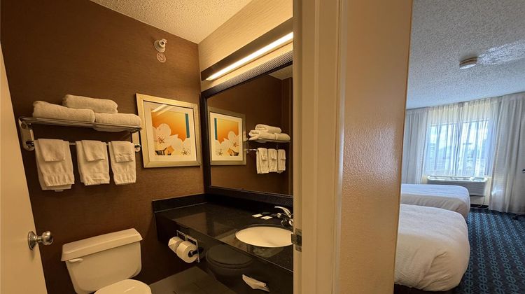 SureStay by Best Western Bismarck Room