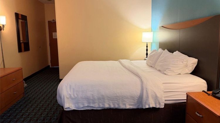 SureStay by Best Western Bismarck Room