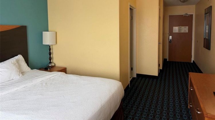 SureStay by Best Western Bismarck Room