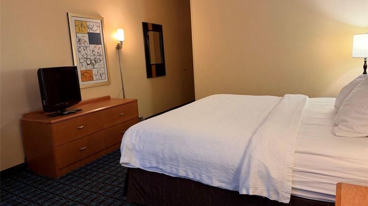SureStay by Best Western Bismarck Room