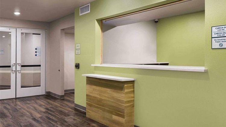Welcome Suites Minot Lobby