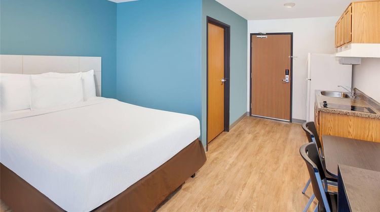 Welcome Suites Minot Suite