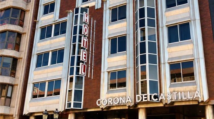 Hotel Corona de Castilla Exterior