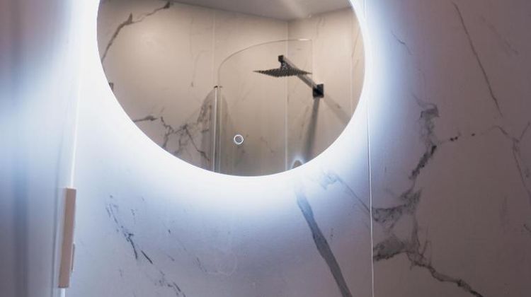 Hotel Les Tuileries Room