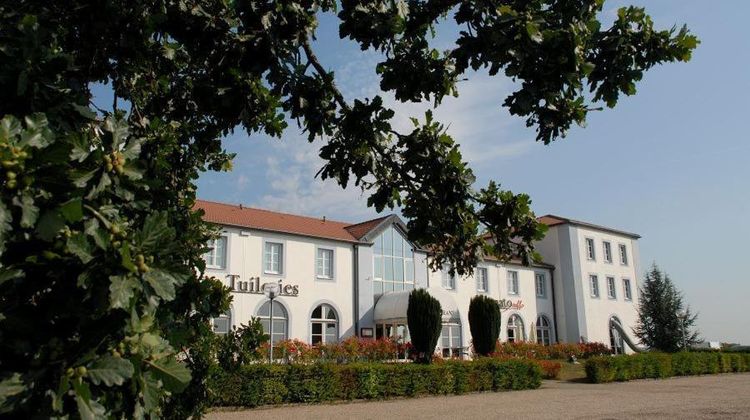 Hotel Les Tuileries Exterior